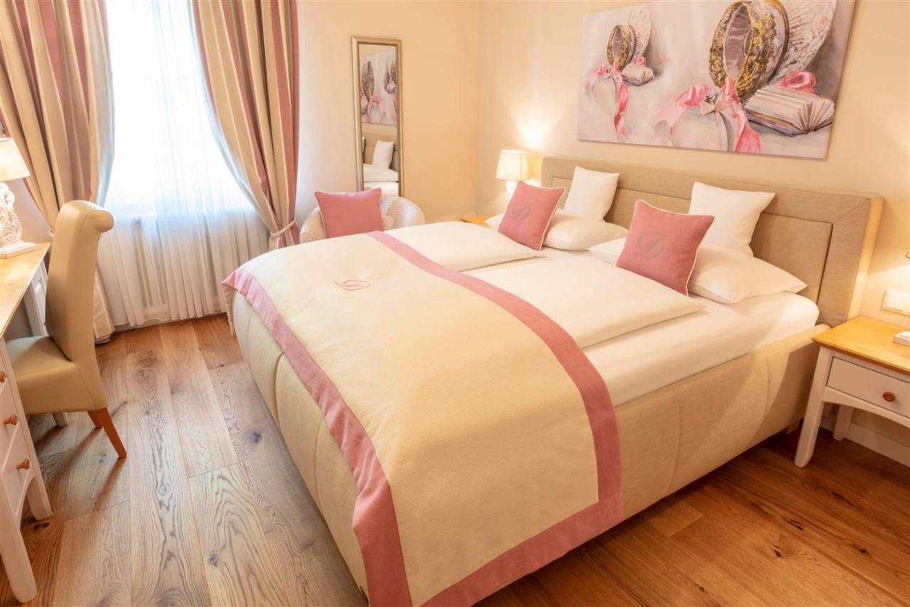 Donauhof - Hotel Garni Вайсенкірхен-ін-дер-Вахау Екстер'єр фото